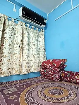 Snapshot of straightthing chatting on September 10, 7:47 pm straightthing online show from September 10, 7:47 pm