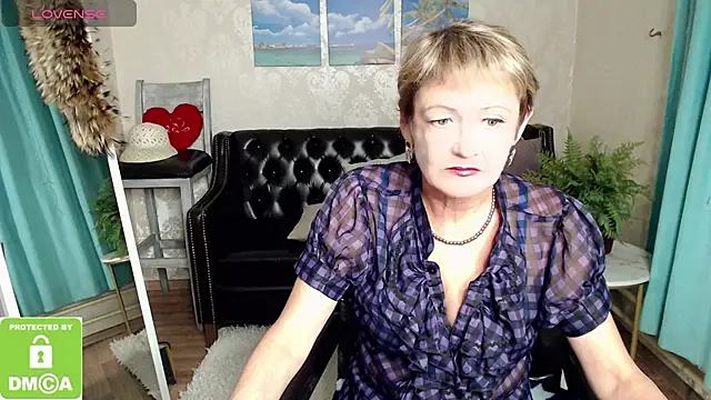 Snapshot of SexyGrandma_ chatting on October 1, 3:18 pm SexyGrandma  online show from October 1, 3:18 pm