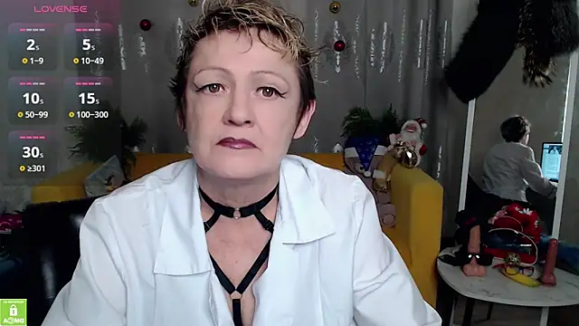 SexyGrandma  online show from January 17, 6:18 am