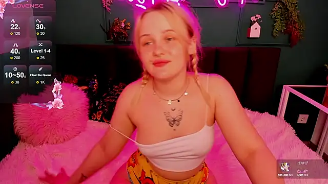 PamelaLloyd online show from March 14, 4:43 am