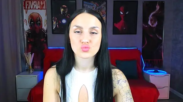 EmiliaBeynard online show from February 12, 1:37 pm