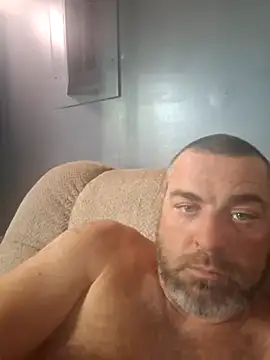 Snapshot of thickdaddy2982 chatting on February 10, 8:42 pm thickdaddy2982 online show from February 10, 8:42 pm