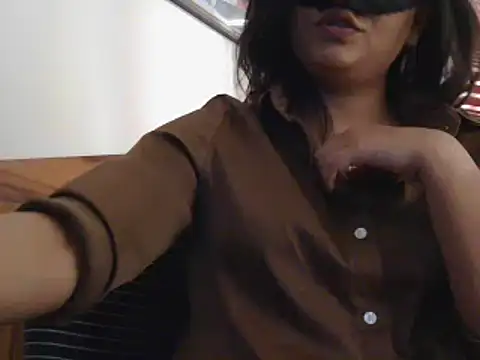 Snapshot of Cutie_Pie1p chatting on February 15, 7:27 am Cutie Pie1p online show from February 15, 7:27 am