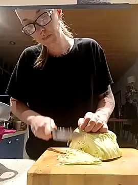 Snapshot of Astrid-Gilbert chatting on February 10, 4:14 pm Astrid-Gilbert online show from February 10, 4:14 pm