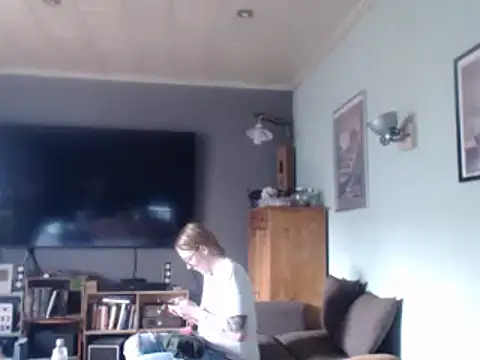 Snapshot of Astrid-Gilbert chatting on February 11, 1:41 pm Astrid-Gilbert online show from February 11, 1:41 pm