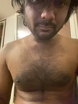 Snapshot of hemantha99 chatting on April 10, 9:52 pm hemantha99 online show from April 10, 9:52 pm