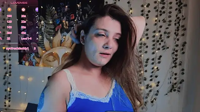 Snapshot of SweetyKatherine chatting on November 13, 6:56 am SweetyKatherine online show from November 13, 6:56 am