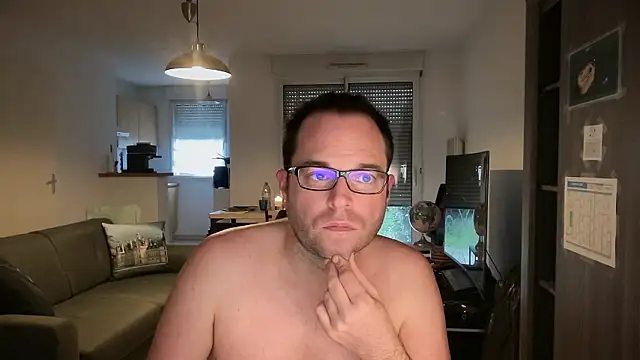 Funnyjul31 online show from February 2, 4:27 pm