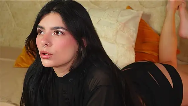 MillaBlis online show from March 14, 6:46 pm