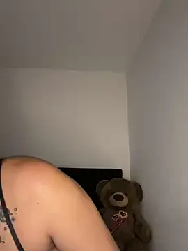 mari pauli x online show from February 10, 4:41 am