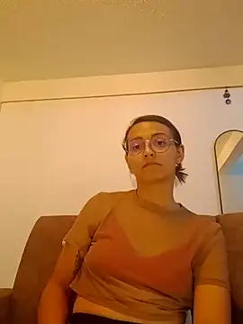 Snapshot of bri_ali chatting on January 30, 1:11 am bri ali online show from January 30, 1:11 am