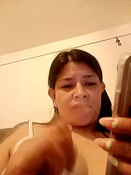 Snapshot of bri_ali chatting on March 11, 11:26 pm bri ali online show from March 11, 11:26 pm