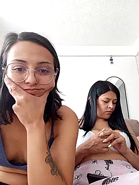 Snapshot of bri_ali chatting on March 13, 8:22 pm bri ali online show from March 13, 8:22 pm