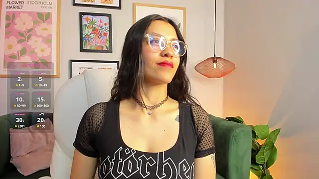 Snapshot of nina__dixon chatting on February 20, 8:58 pm nina dixon online show from February 20, 8:58 pm