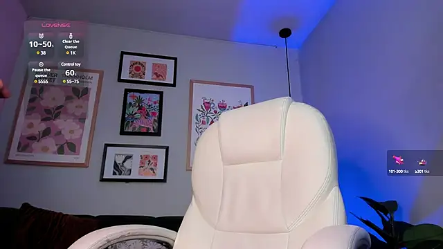 Snapshot of nina__dixon chatting on March 2, 7:45 pm nina dixon online show from March 2, 7:45 pm