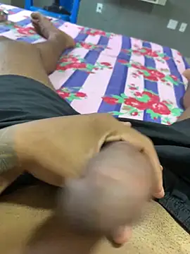 emitee7 online show from February 27, 7:36 pm