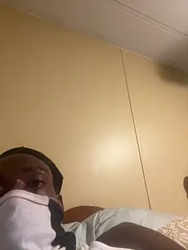 Ru Hephner31 online show from April 24, 8:39 am