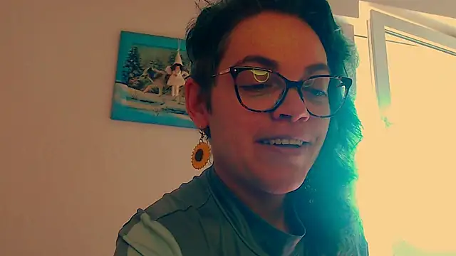 Ju-Hot online show from March 22, 1:25 pm