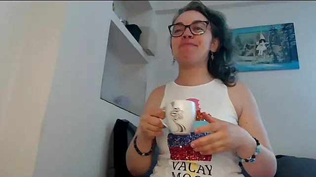 Ju-Hot online show from April 22, 1:23 pm