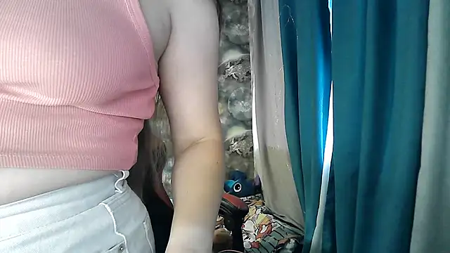 Snapshot of Misssweet_s chatting on July 20, 5:22 am Misssweet s online show from July 20, 5:22 am