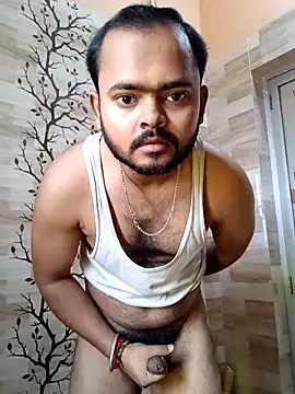 guavam65 online show from March 27, 6:41 am