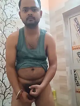 guavam65 online show from May 18, 10:04 pm