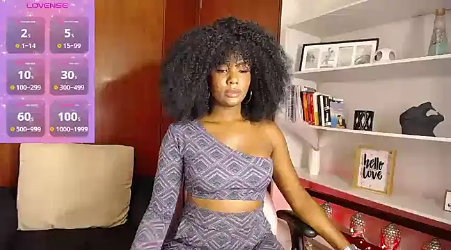 Snapshot of miaderail chatting on December 20, 2:19 am miaderail online show from December 20, 2:19 am