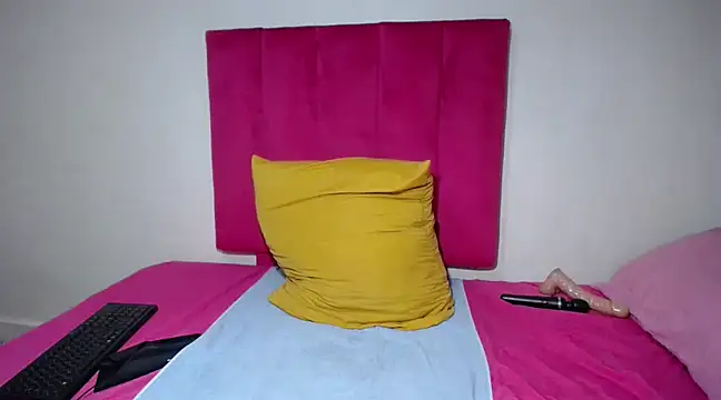 Mywife777 online show from March 14, 9:21 pm