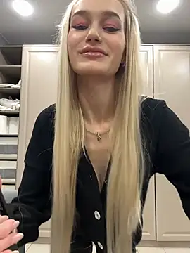 KristinaDane online show from February 9, 3:43 am