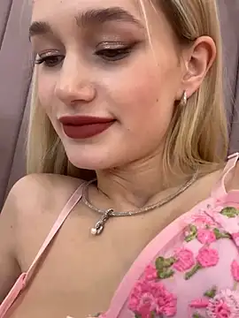 KristinaDane online show from March 7, 9:51 am