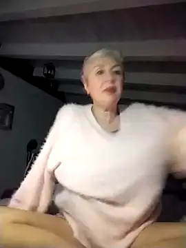 divinaerotica online show from March 7, 6:16 pm