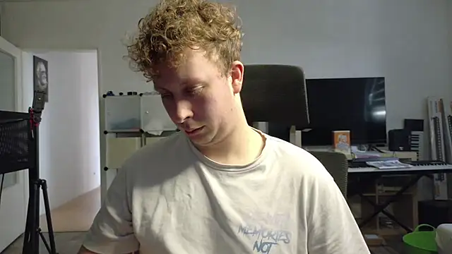 maxxmonroe online show from October 17, 11:13 am