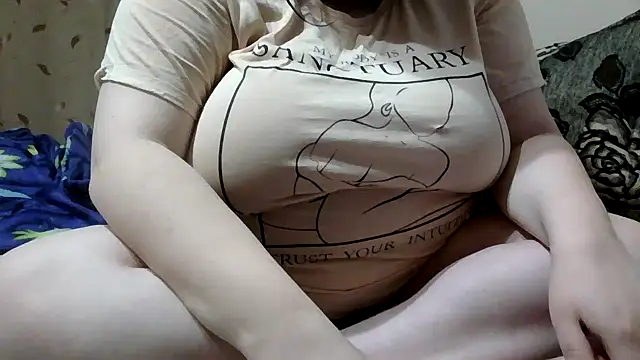 ChubbyCharm online show from March 11, 8:09 pm