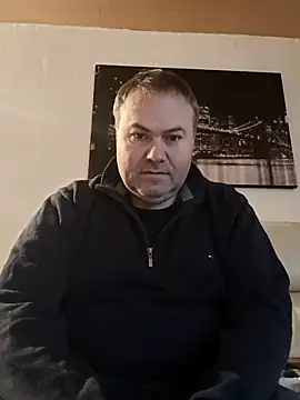 Pourleplasirs online show from February 11, 10:39 pm