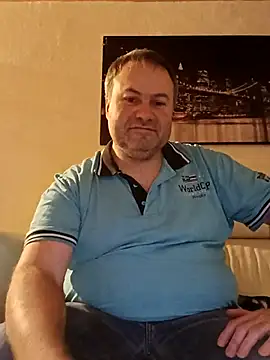 Pourleplasirs online show from February 19, 1:40 am