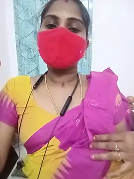 Snapshot of Tamil_roja17 chatting on May 17, 6:04 pm Tamil roja17 online show from May 17, 6:04 pm