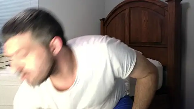 Troyt87 online show from April 2, 4:21 am