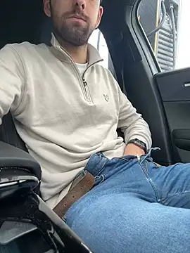 bullyboyy online show from February 27, 11:41 am