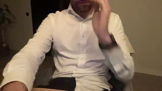 bullyboyy online show from November 20, 6:24 am