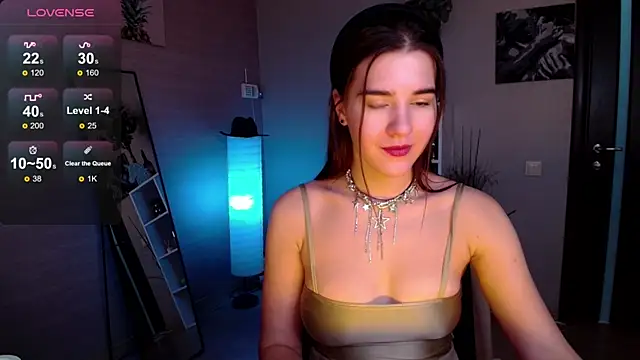 Snapshot of Sweetie_Catt chatting on February 11, 9:20 am Sweetie Catt online show from February 11, 9:20 am