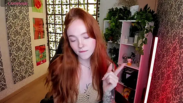 Maya Light online show from September 19, 1:51 am