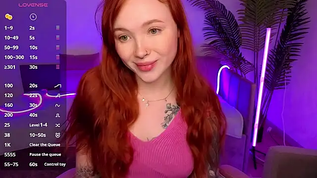 Maya Light online show from November 15, 8:33 am