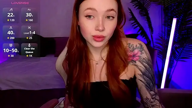 Maya Light online show from February 8, 1:53 am