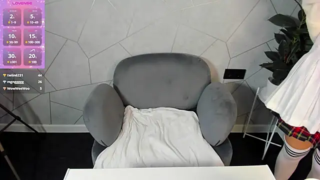 Alisa Suun online show from February 2, 9:40 am