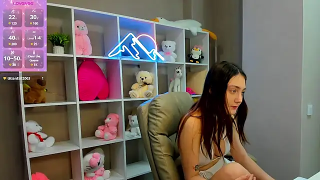 Alisa Suun online show from March 6, 3:02 am