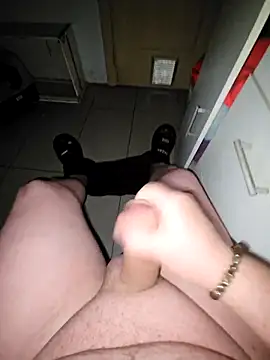 Usame como quieras online show from February 9, 8:02 pm