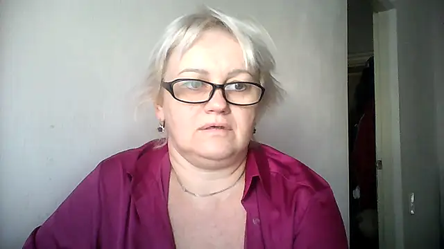 Mayya4321 online show from September 18, 10:17 am