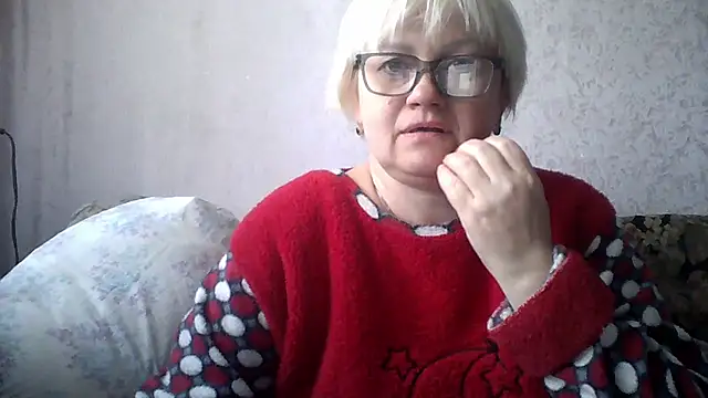 Mayya4321 online show from April 17, 8:50 am