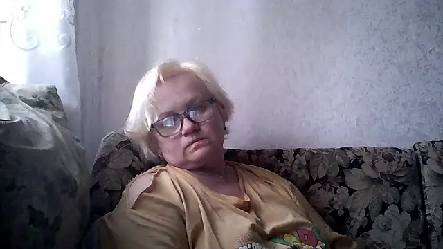 Snapshot of Mayya4321 chatting on May 21, 10:00 am Mayya4321 online show from May 21, 10:00 am