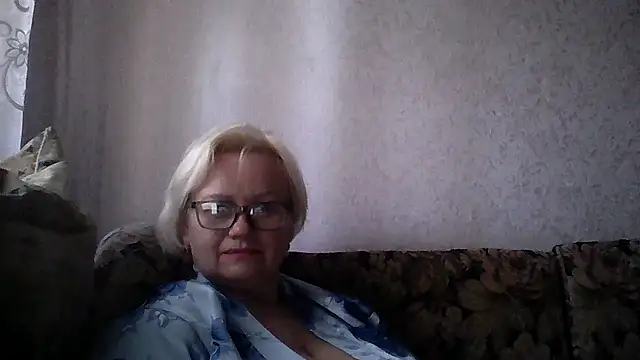 Snapshot of Mayya4321 chatting on June 10, 6:23 am Mayya4321 online show from June 10, 6:23 am